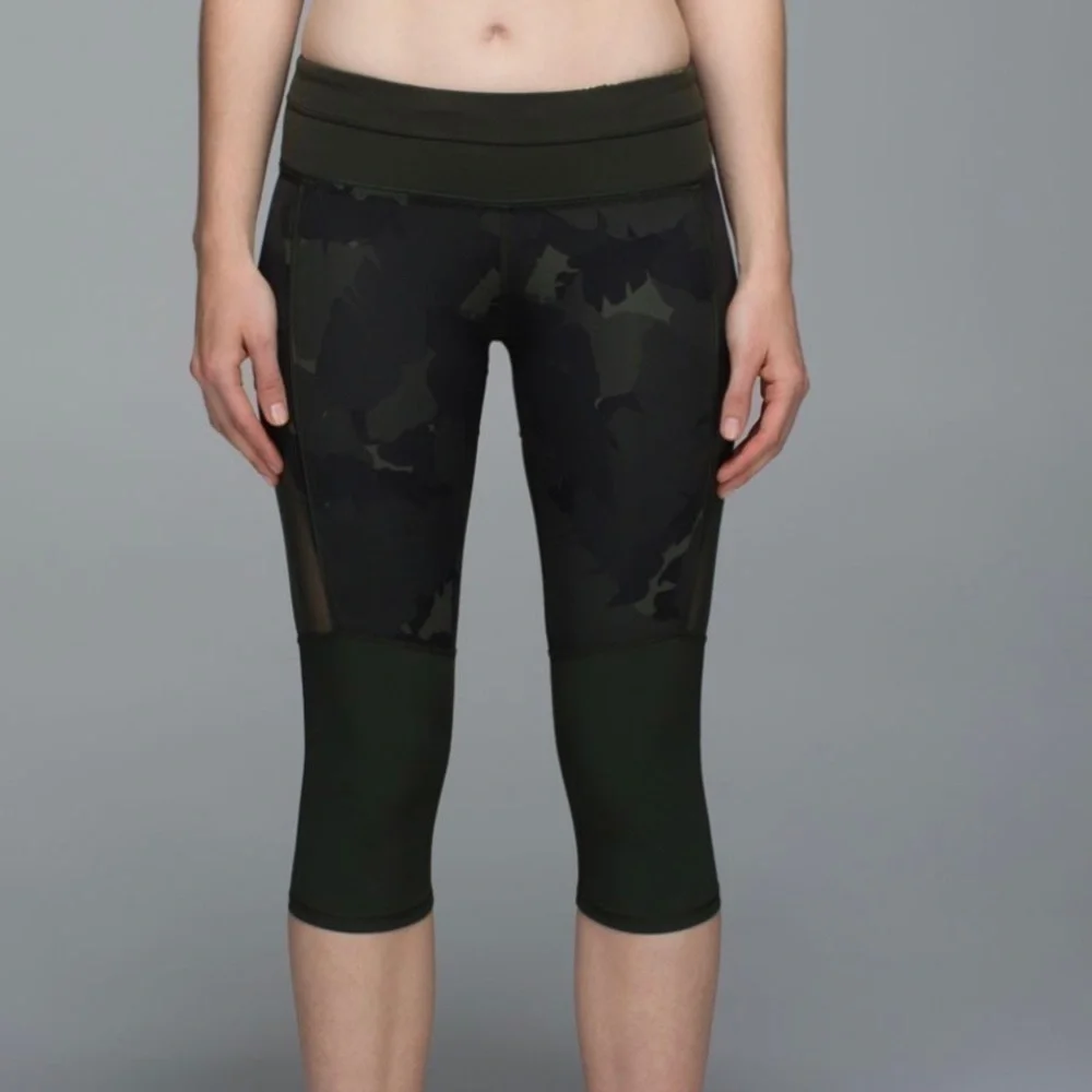 lululemon Training Tough Crop Palm Party Gator camo legging, 8